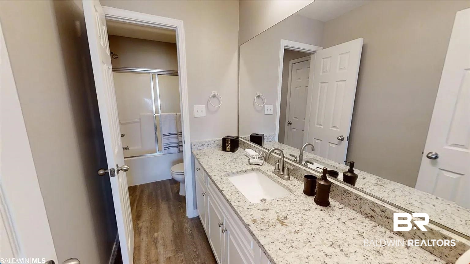 29449 Canal Road Orange Beach, AL 36561 - Photo 40 of 46 Bathroom 2 - second level