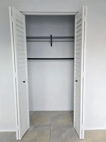 $1,500 | 5020 East 10th Avenue, Hialeah, FL 33013