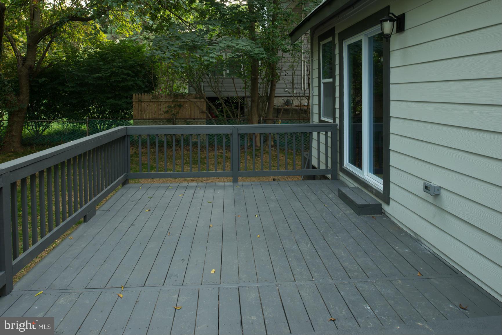 707 Hollen Road Baltimore, MD 21212 - Photo 22 of 30 Slider to Rear Deck! Great for BBQs!