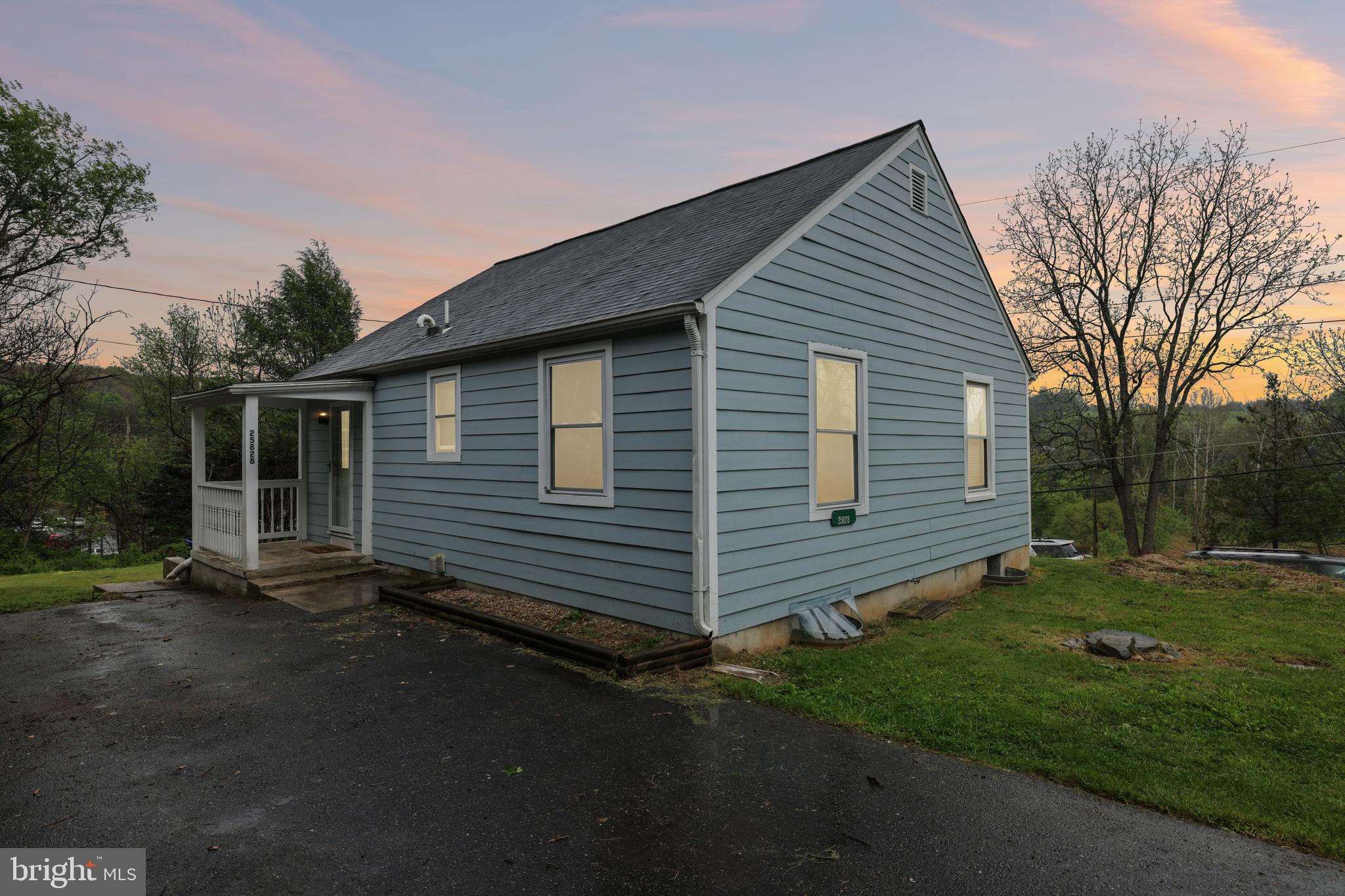 25828 Old Hundred Road Dickerson, MD 20842 - Photo 3 of 32