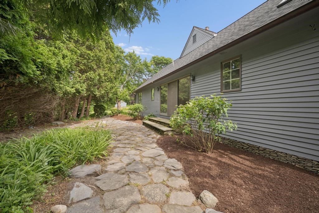 683 Puncatest Neck Road Tiverton, RI 02878 - Photo 16 of 50