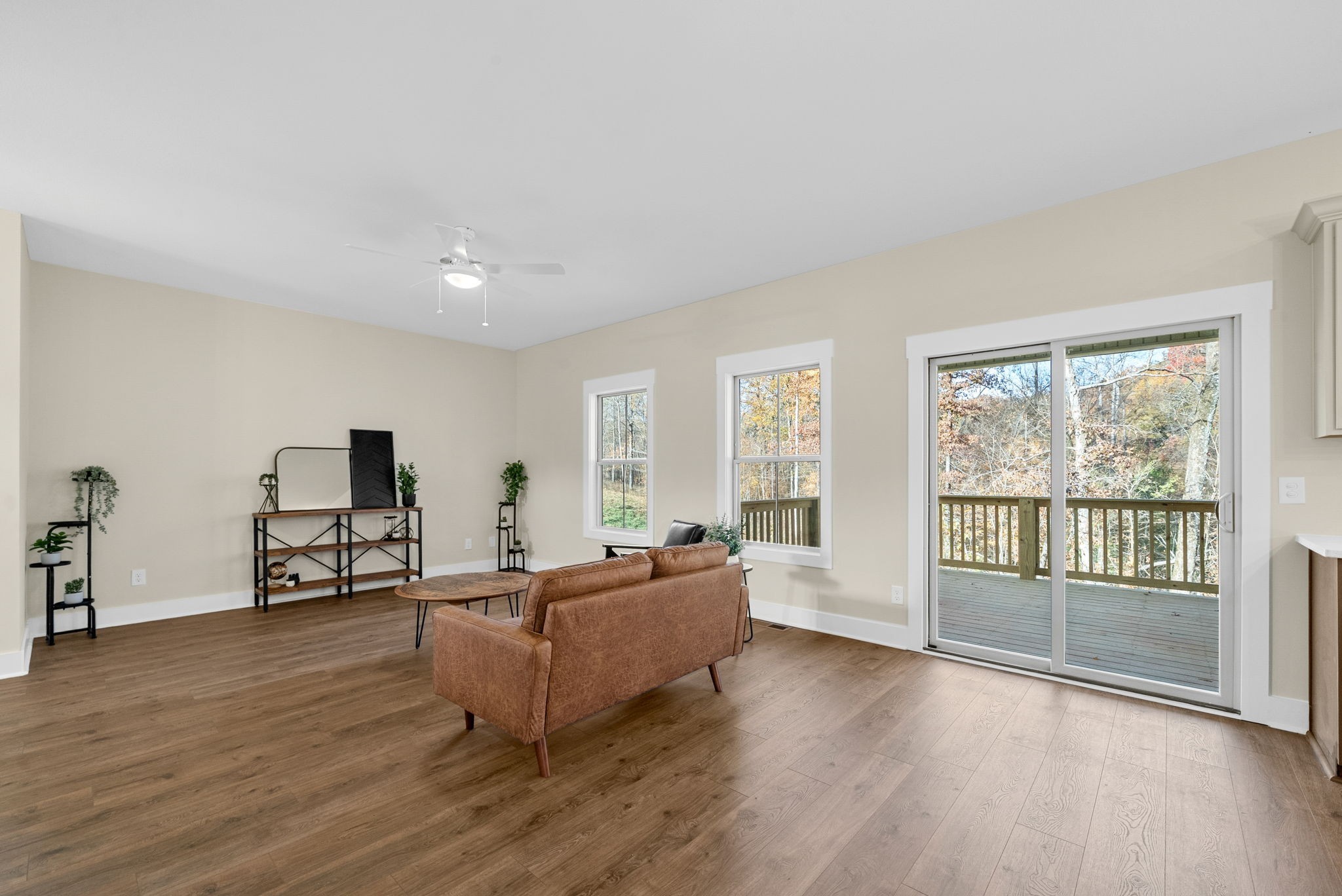 190 Dewberry Road Clarksville, TN 37042 - Photo 8 of 58 Gallery Image 8