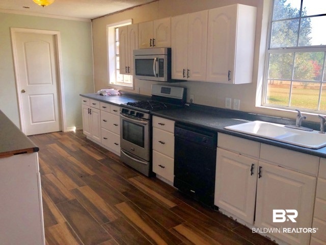 42550 J W Davidson Road Bay Minette, AL 36507 - Photo 6 of 18 Kitchen