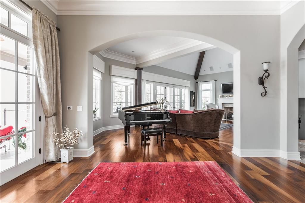 8257 Clearwater Pointe Indianapolis, IN 46240 - Photo 12 of 48