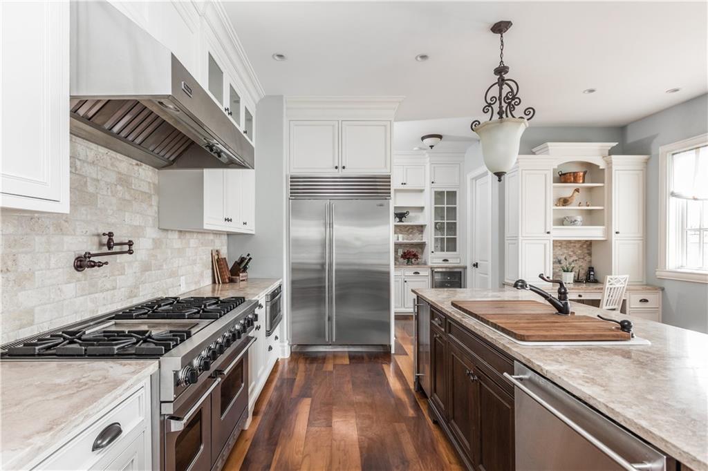 8257 Clearwater Pointe Indianapolis, IN 46240 - Photo 16 of 48