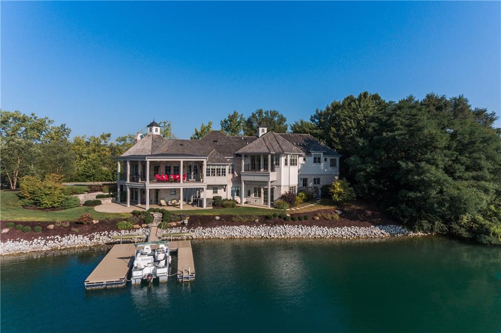 8257 Clearwater Pointe Indianapolis, IN 46240 - Photo 4 of 48