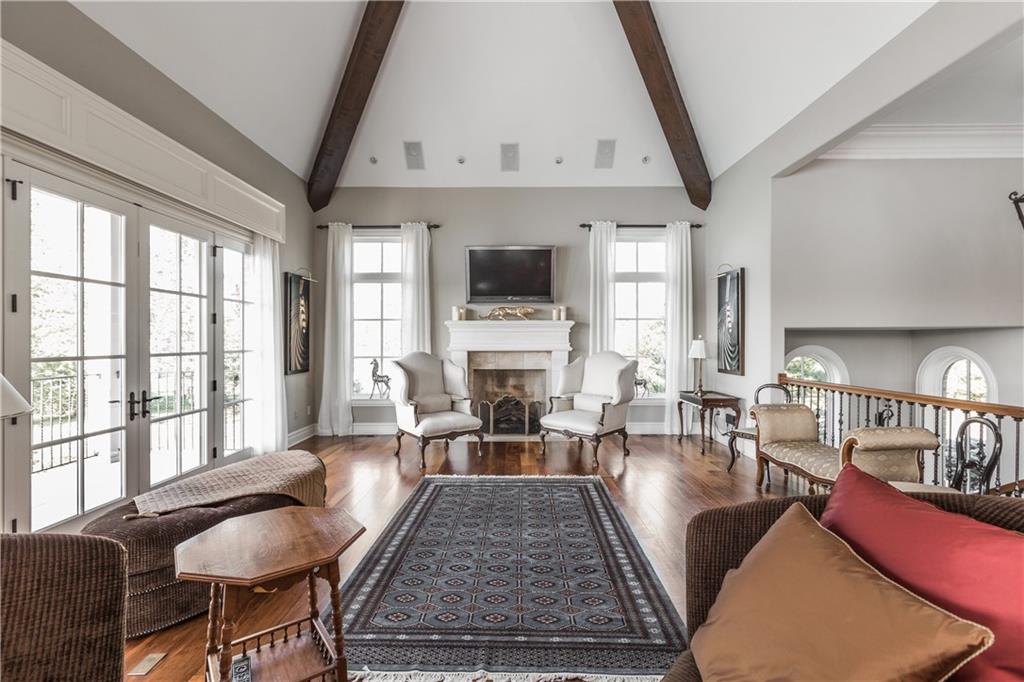 8257 Clearwater Pointe Indianapolis, IN 46240 - Photo 10 of 48