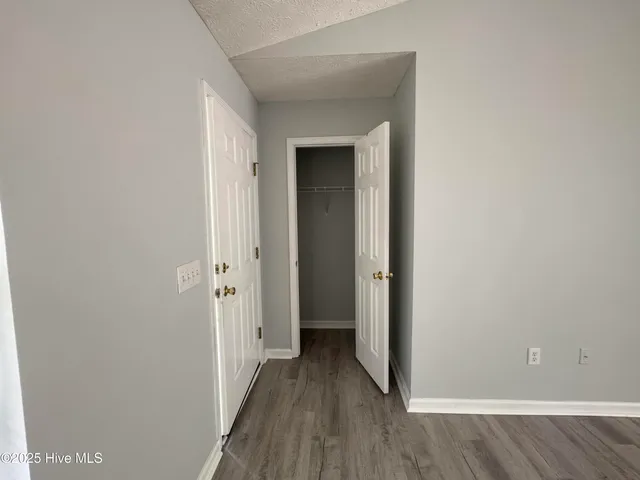 $1,995 | 117 Northwest 10th Street, Oak Island, NC 28465