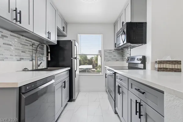 $1,250 | 5121 South Lindell Road, Unit 206, Las Vegas, NV 89118