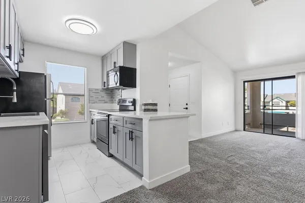 $1,250 | 5121 South Lindell Road, Unit 206, Las Vegas, NV 89118