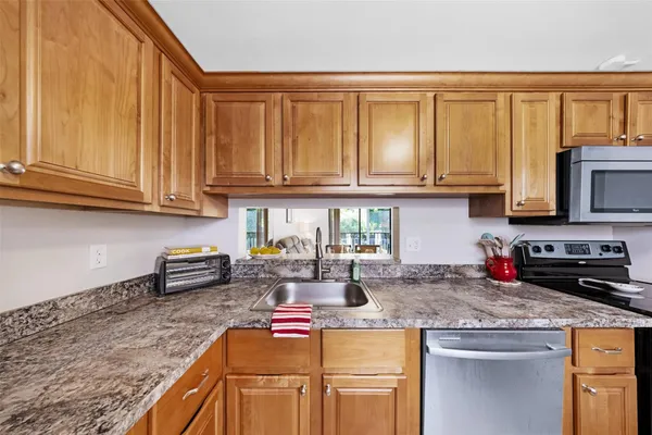 $239,000 | 5250 Las Verdes Circle, Unit 317, Delray Beach, FL 33484