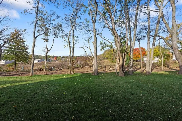 $395,000 | 1344 North Holland Court, Independence, MO 64056