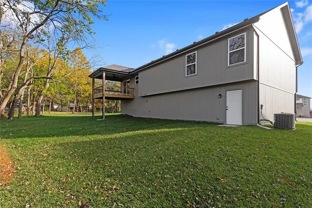$395,000 | 1344 North Holland Court, Independence, MO 64056