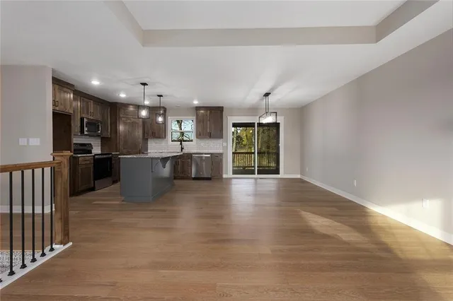 $395,000 | 1344 North Holland Court, Independence, MO 64056