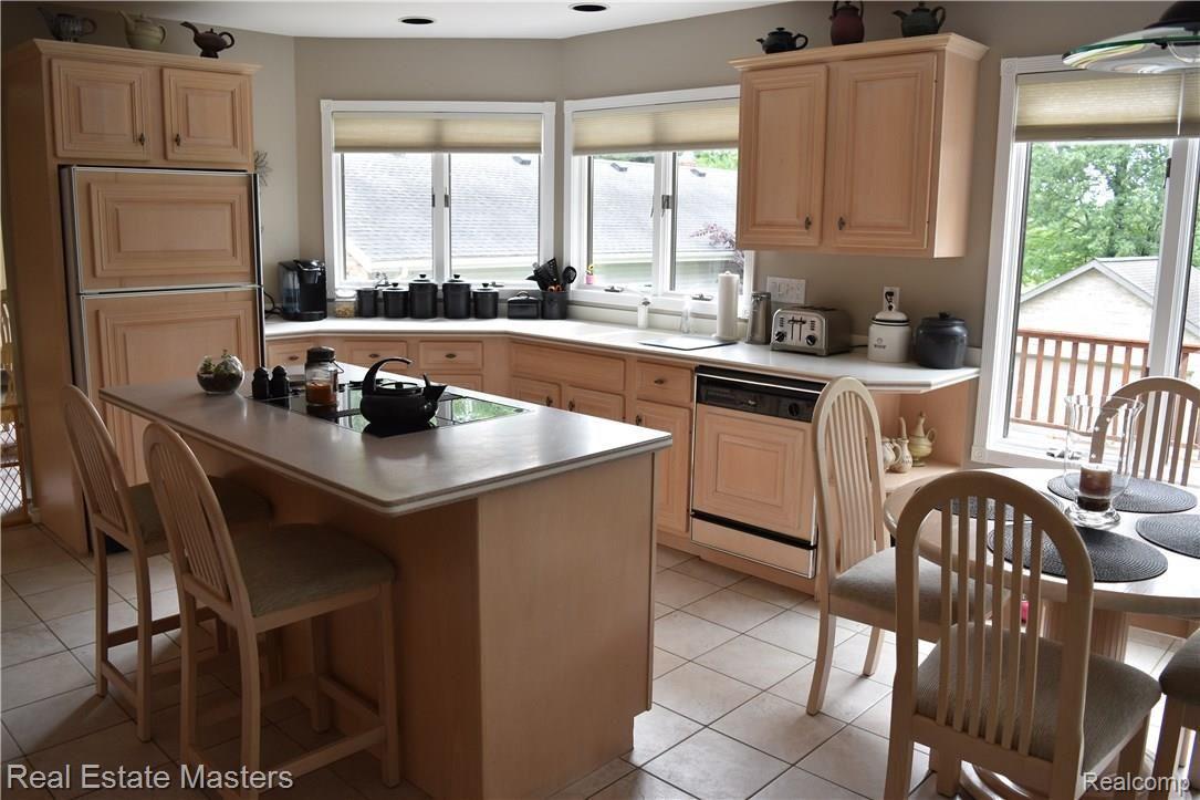 3031 Riverside Drive Port Huron, MI 48060 - Photo 11 of 34 riversidekitchen.JPG