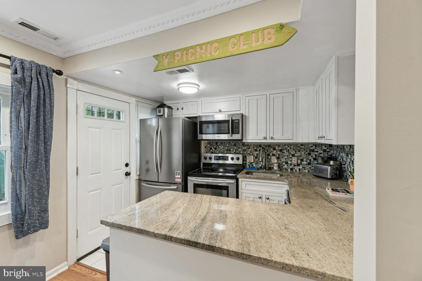 1151 Summit Street Northeast Washington, DC 20002 - Photo 9 of 20