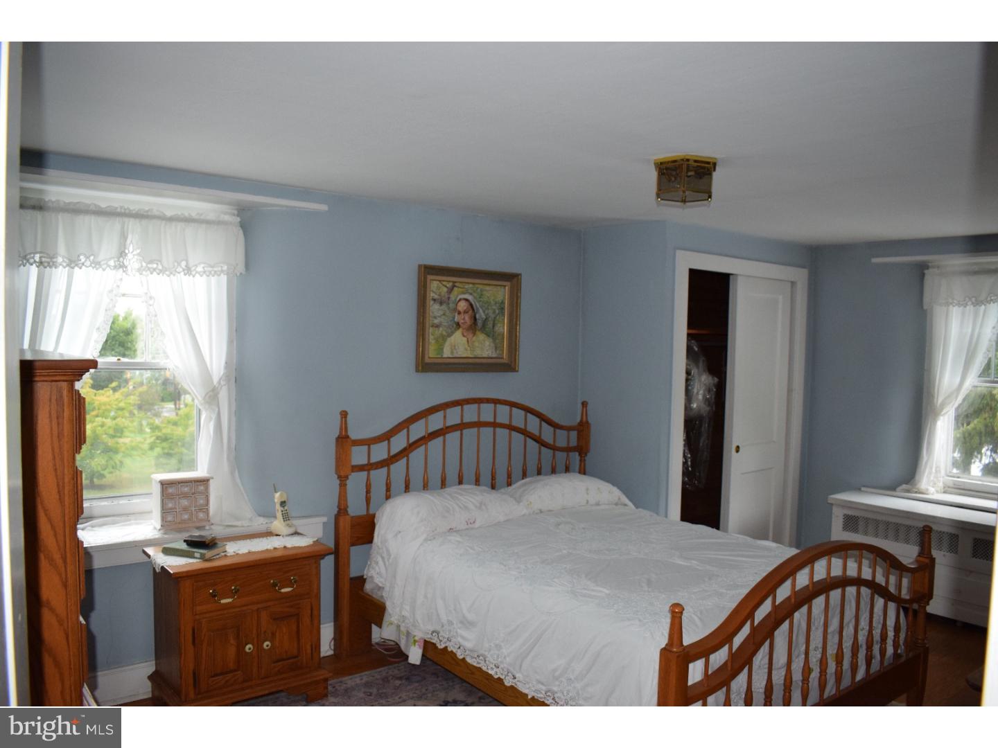 105 South Warminster Road Hatboro, PA 19040 - Photo 14 of 22 Bedroom - Main