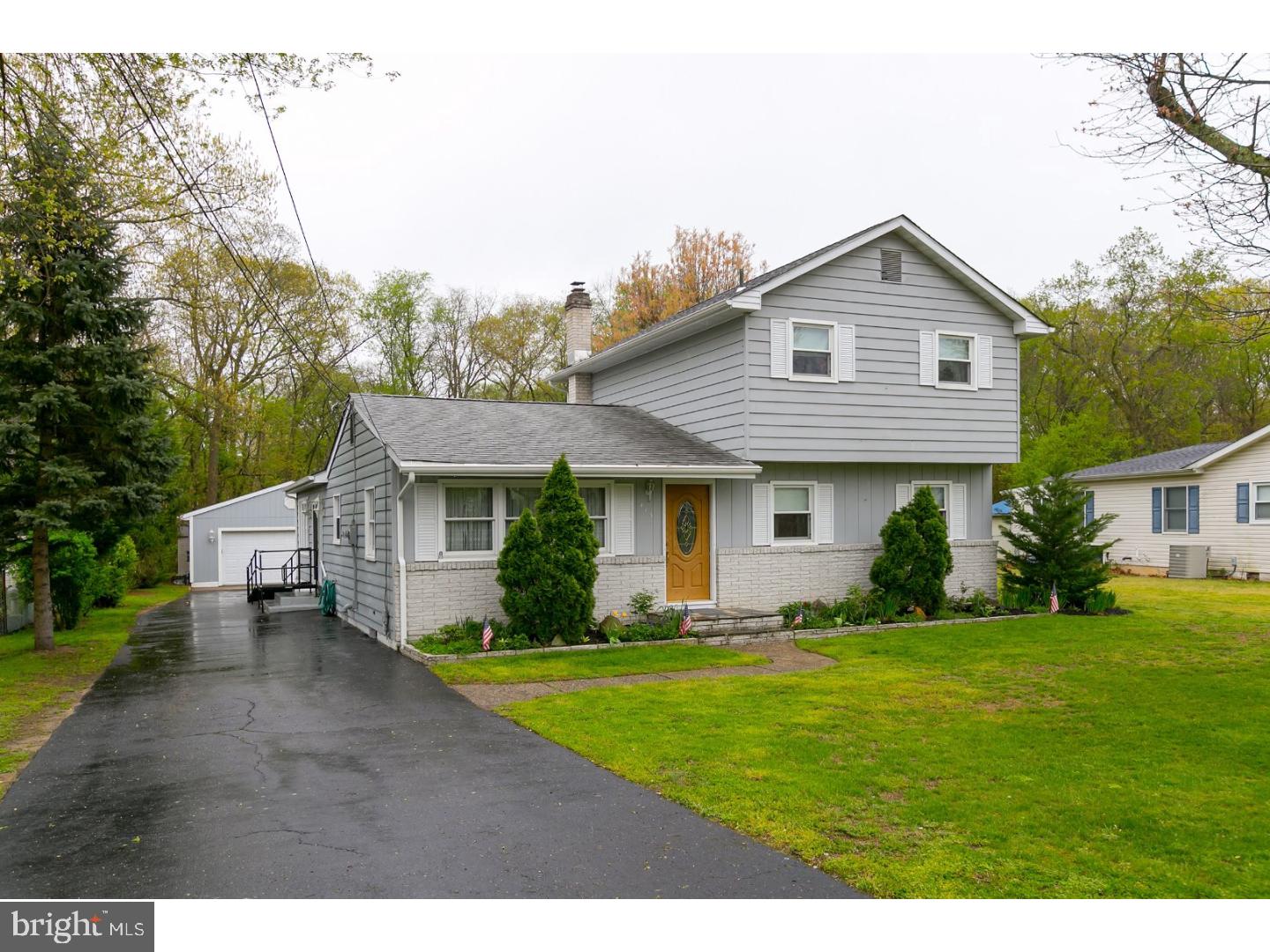 415 Magnolia Road Mount Laurel, NJ 08054 - Photo 1 of 17 Exterior Front