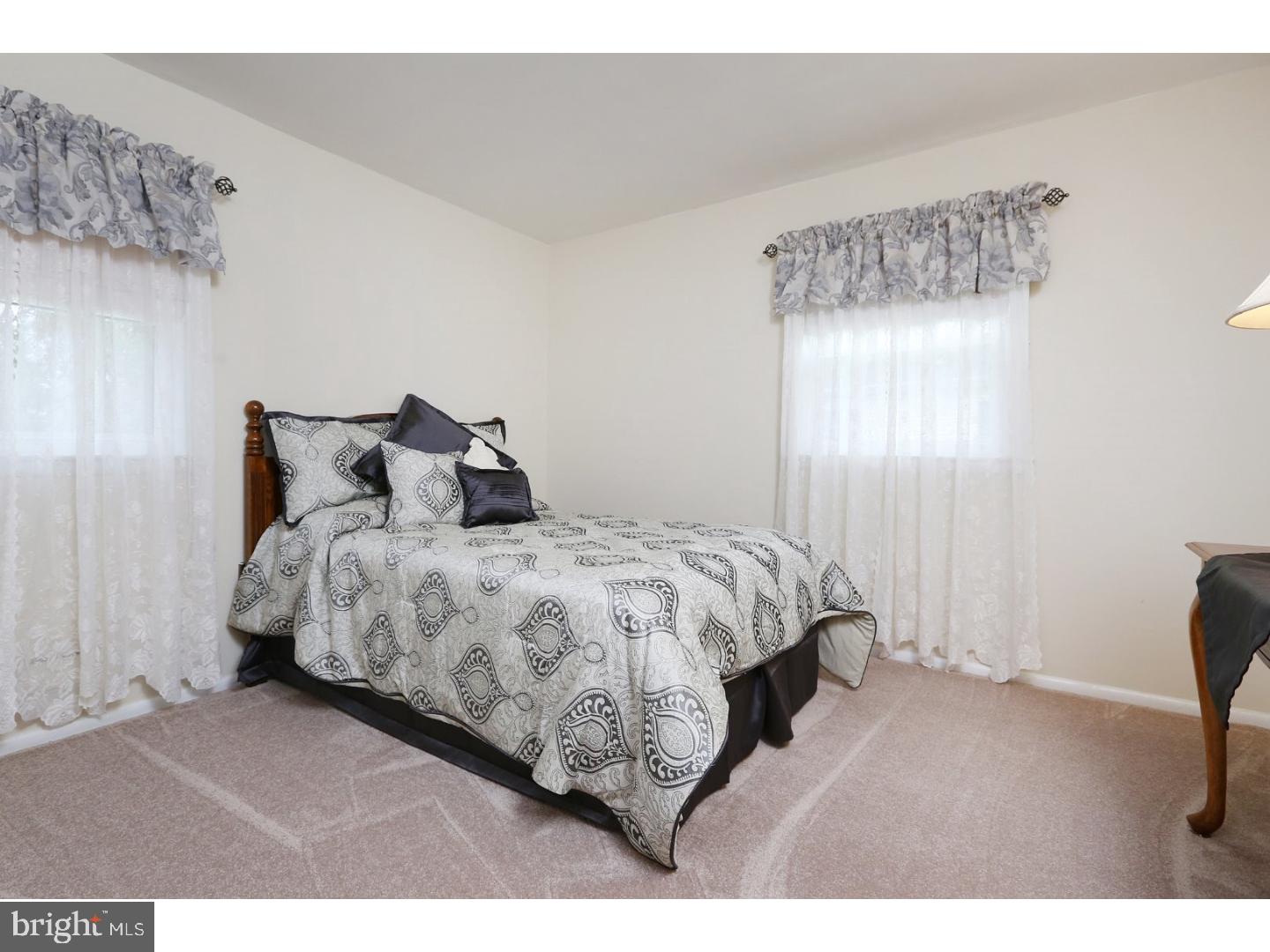 415 Magnolia Road Mount Laurel, NJ 08054 - Photo 7 of 17 Bedroom - Main