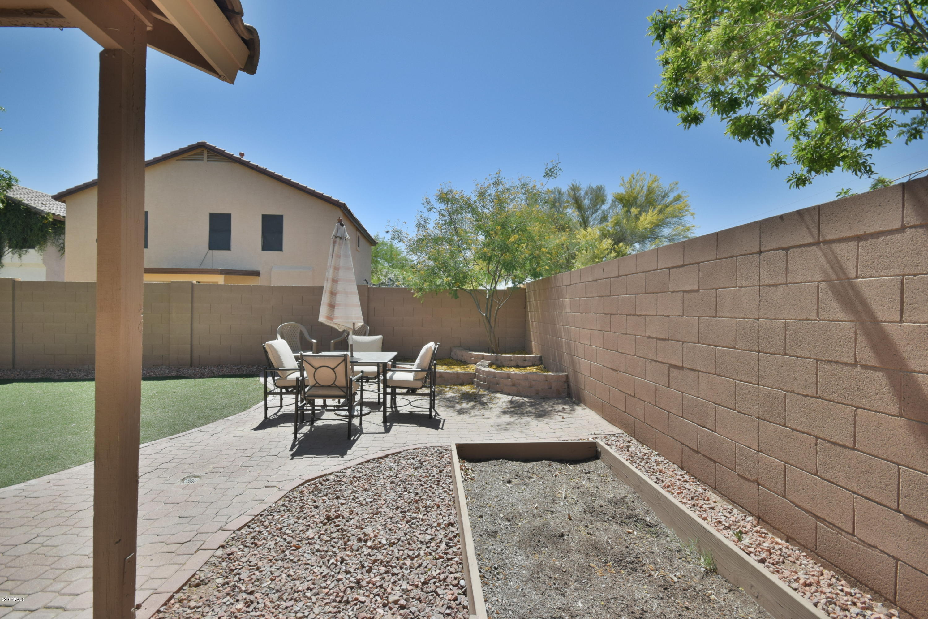1713 East Del Rio Street Gilbert, AZ 85295 - Photo 12 of 13 Back Yard