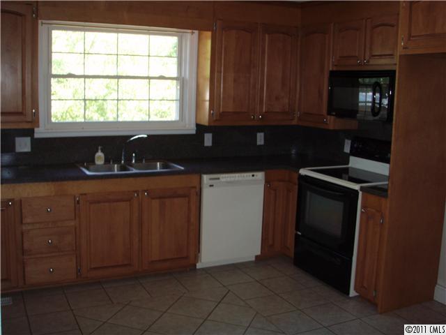 10400 Hartsell Road Midland, NC 28107 - Photo 2 of 9 Gallery Image 2