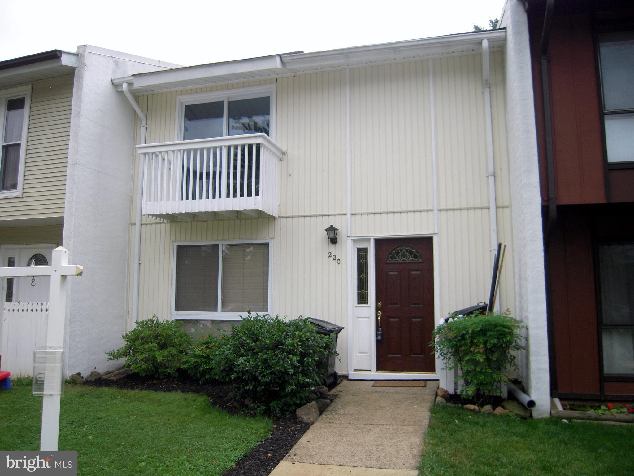 220 North Cottage Road Sterling, VA 20164 - Photo 1 of 20 Exterior (Front)