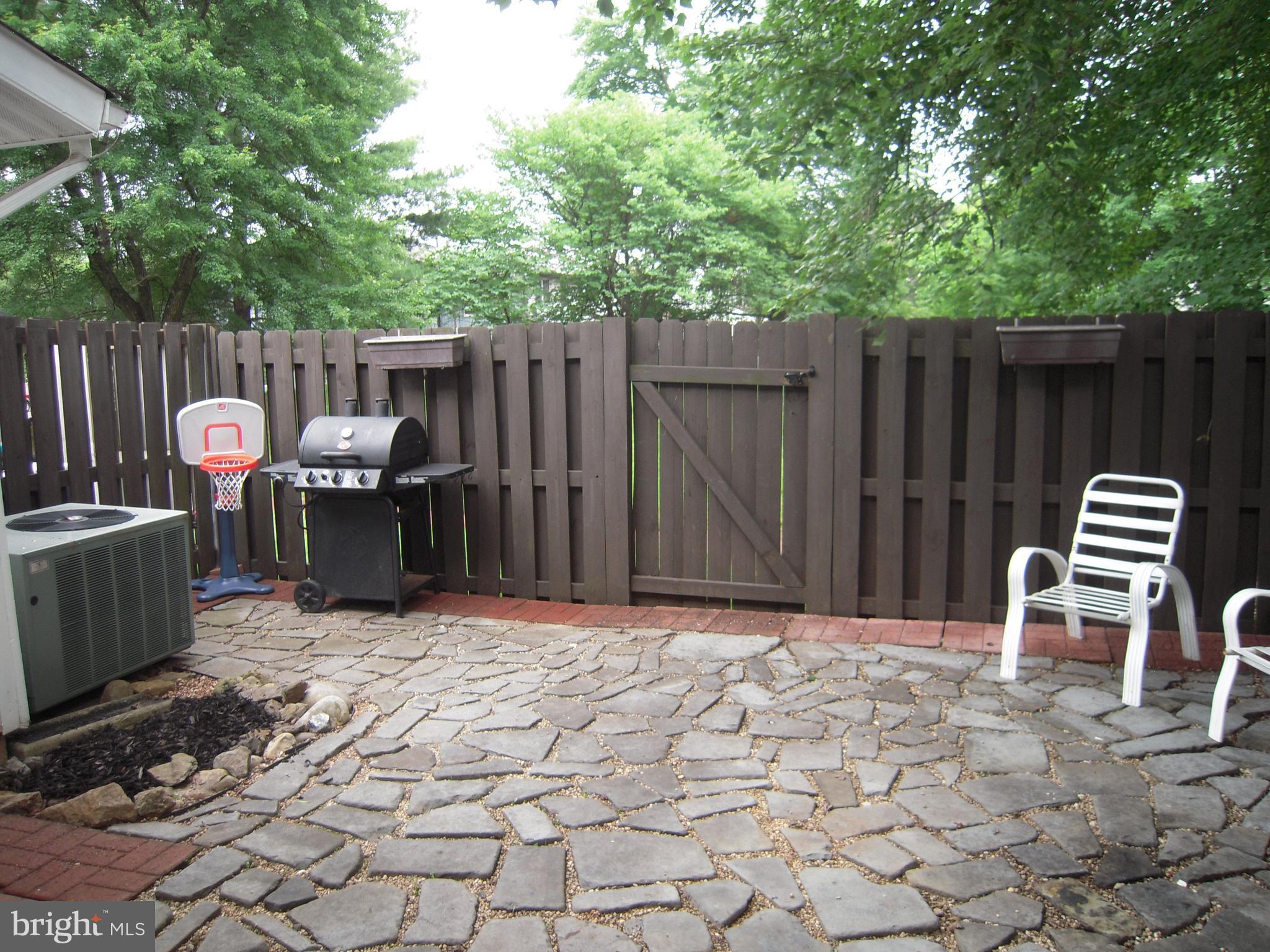 220 North Cottage Road Sterling, VA 20164 - Photo 20 of 20 Outside Patio