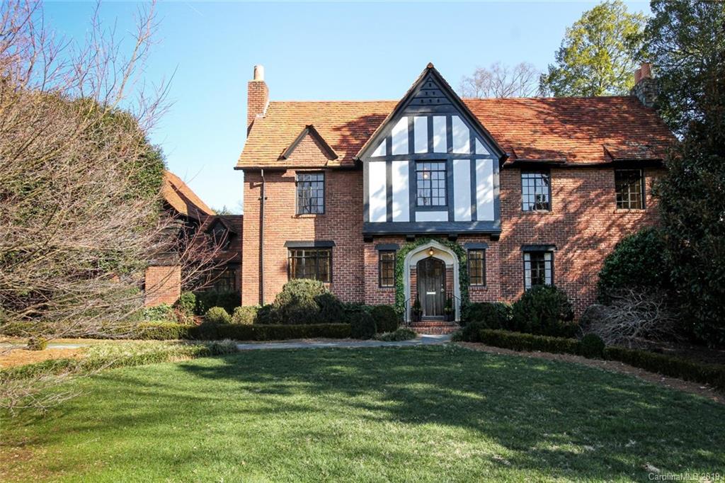 345 Eastover Road Charlotte, NC 28207 - Photo 1 of 31 Gallery Image 1
