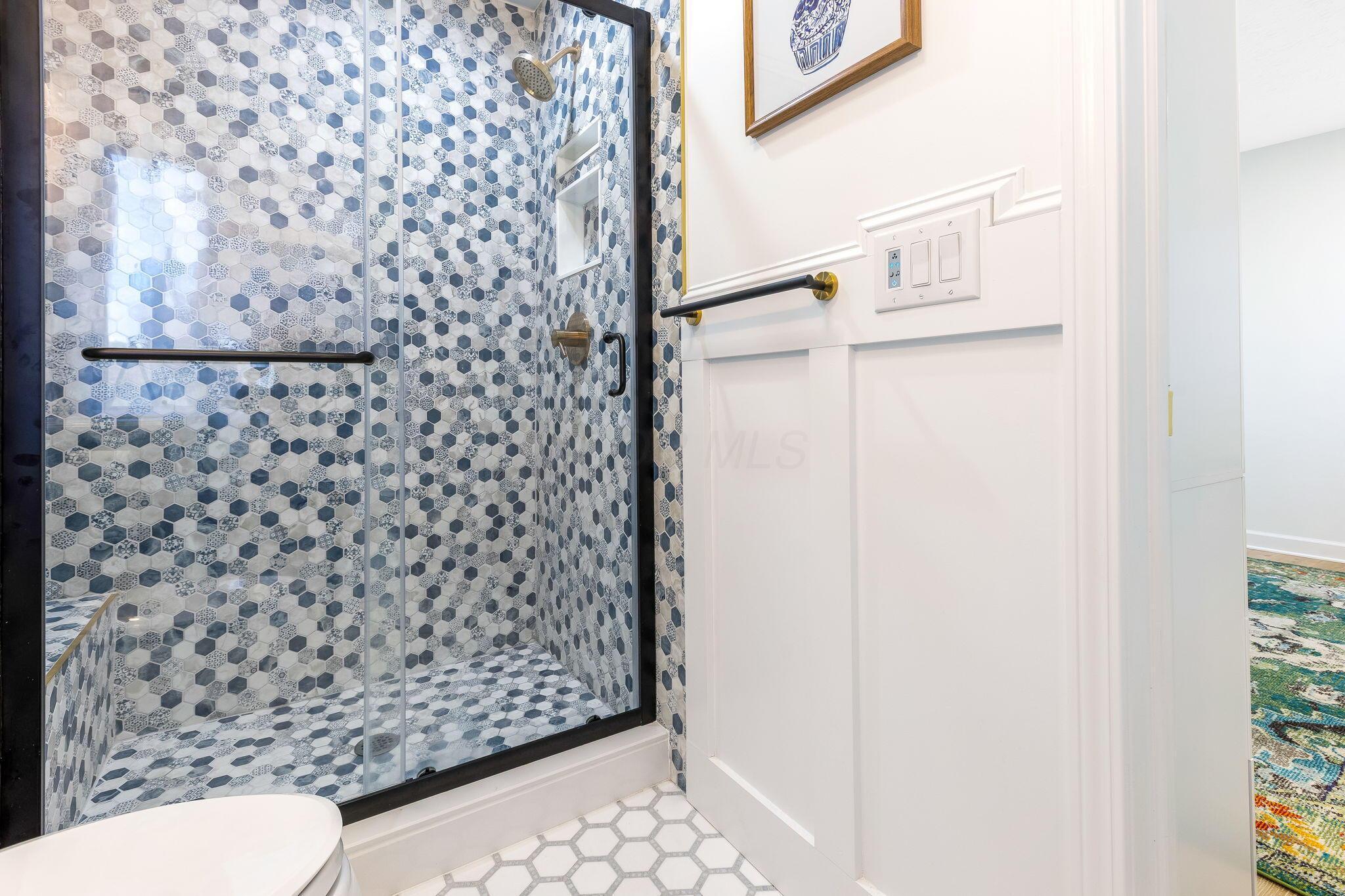 7490 South Section Line Road Delaware, OH 43015 - Photo 31 of 51 1st Floor Bed Private Bath