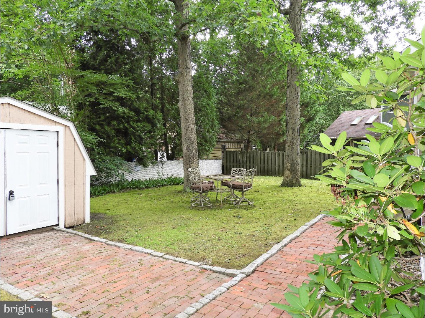 87 Higgins Avenue Clementon, NJ 08021 - Photo 22 of 24 Side Yard