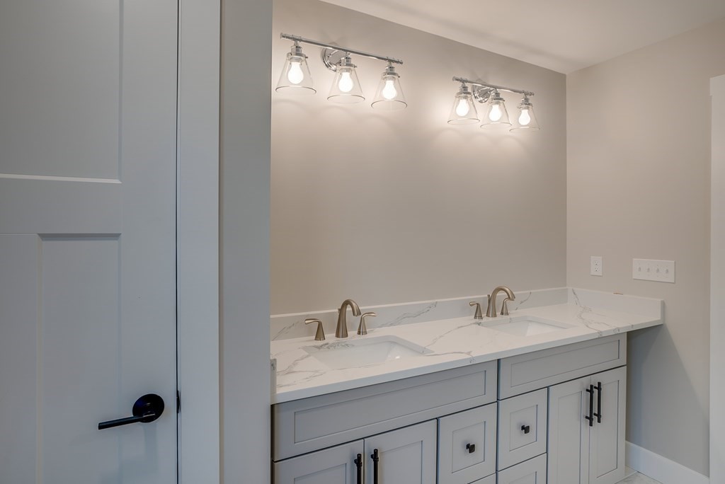 7 West Hadley Road Merrimac, MA 01860 - Photo 33 of 42 Gallery Image 33