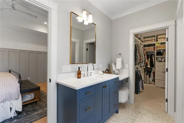 $929,999 | 613 Aqua View Drive, Seneca, SC 29672