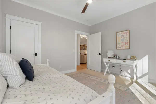 $914,500 | 613 Aqua View Drive, Seneca, SC 29672