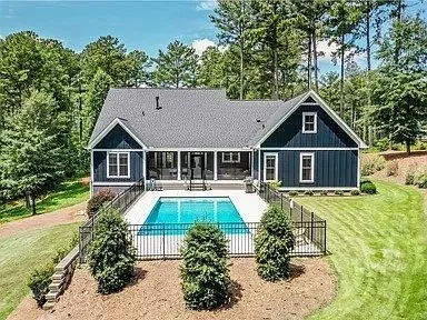 $914,500 | 613 Aqua View Drive, Seneca, SC 29672