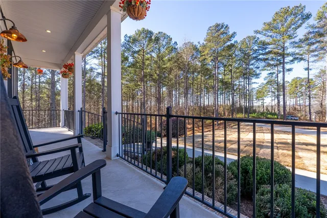 $929,999 | 613 Aqua View Drive, Seneca, SC 29672