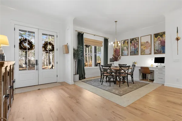 $914,500 | 613 Aqua View Drive, Seneca, SC 29672