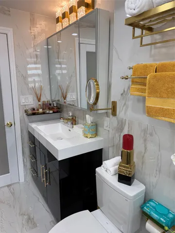 $799,999 | 61-15 98th Street, Unit 8K | Rego Park