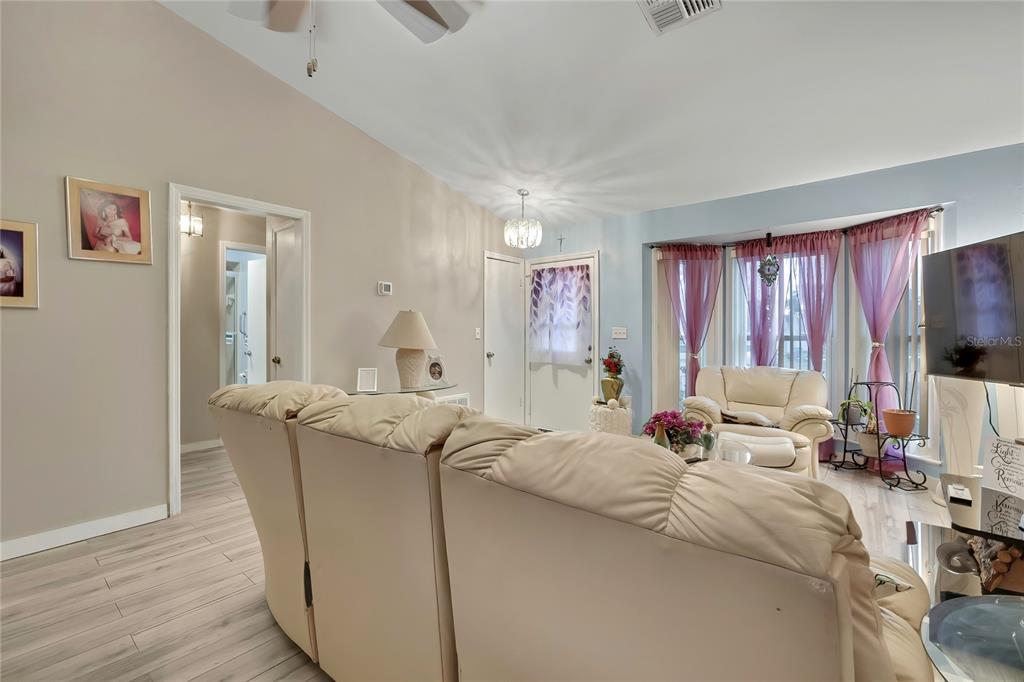 10185 Carrin Road Spring Hill, FL 34608 - Photo 17 of 37