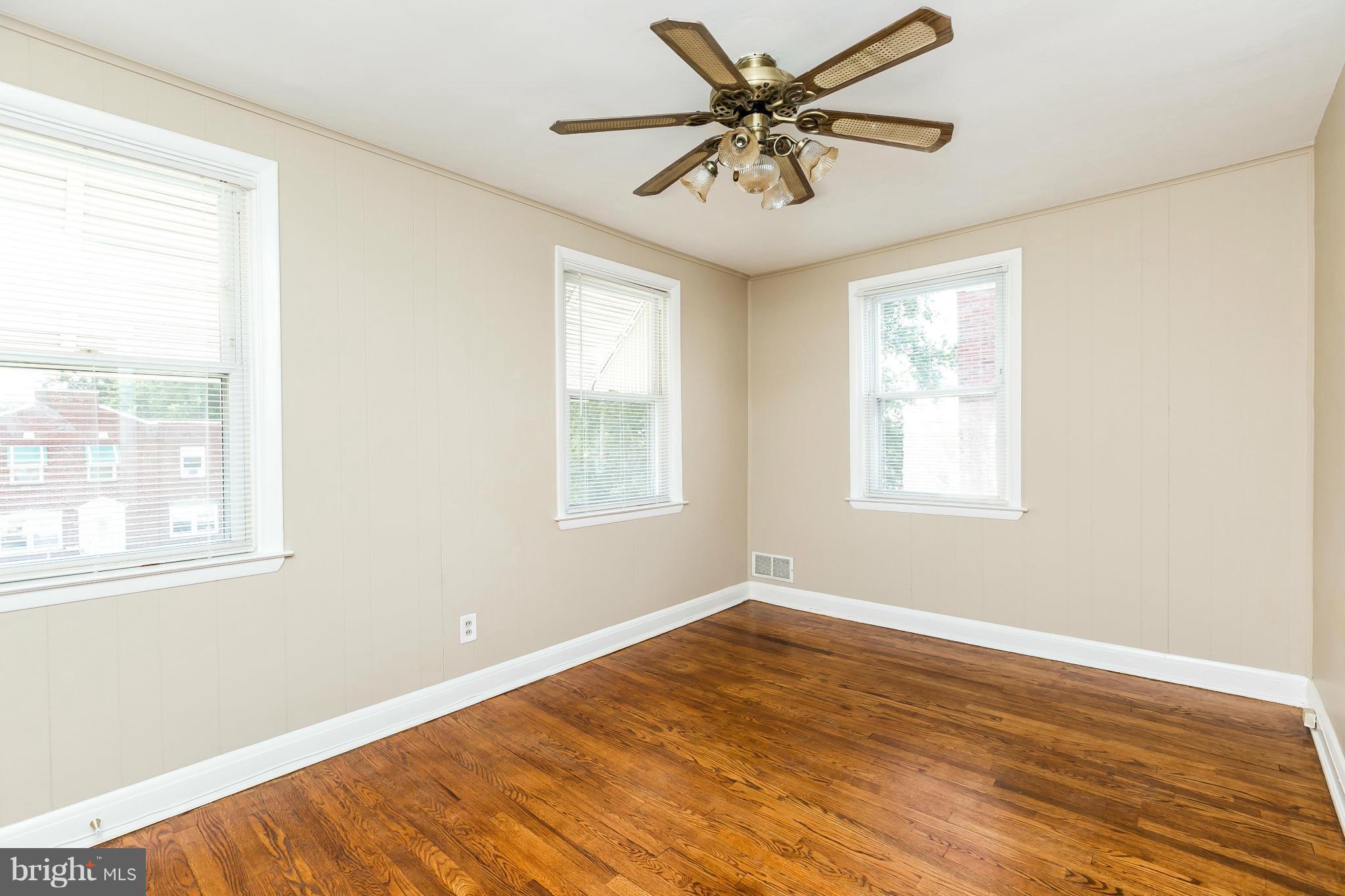 8620 Oak Road Baltimore, MD 21234 - Photo 11 of 28 Bedroom