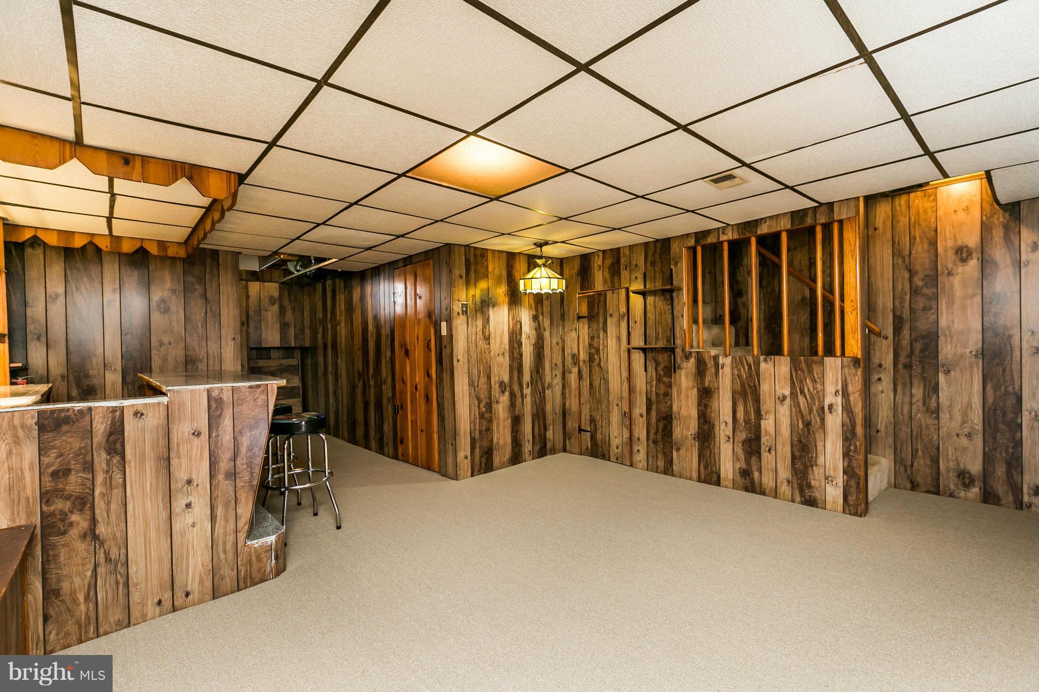 8620 Oak Road Baltimore, MD 21234 - Photo 21 of 28 Family Room