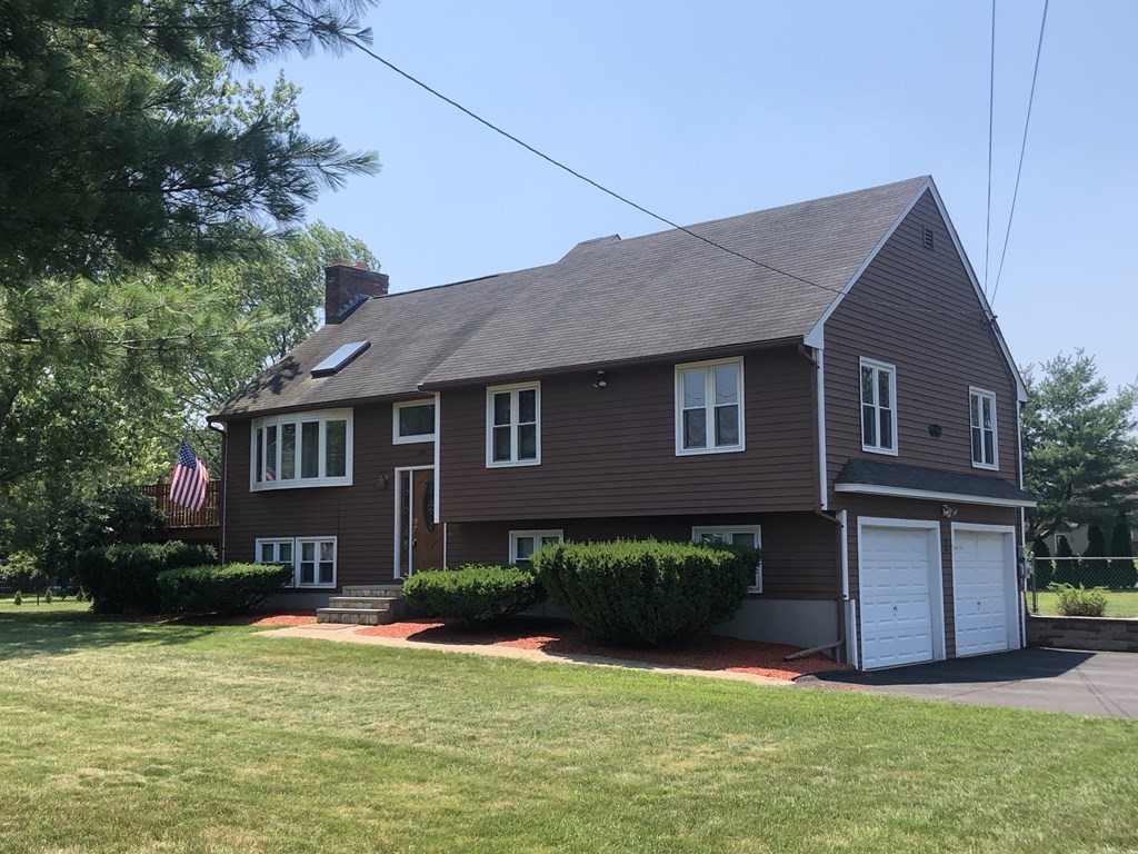 170 West River Road Uxbridge, MA 01569 - Photo 1 of 25 Gallery Image 1