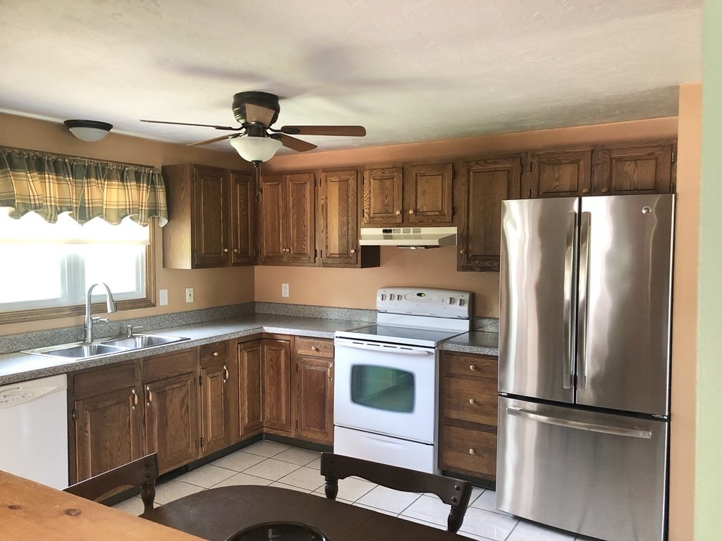 170 West River Road Uxbridge, MA 01569 - Photo 14 of 25 Gallery Image 14