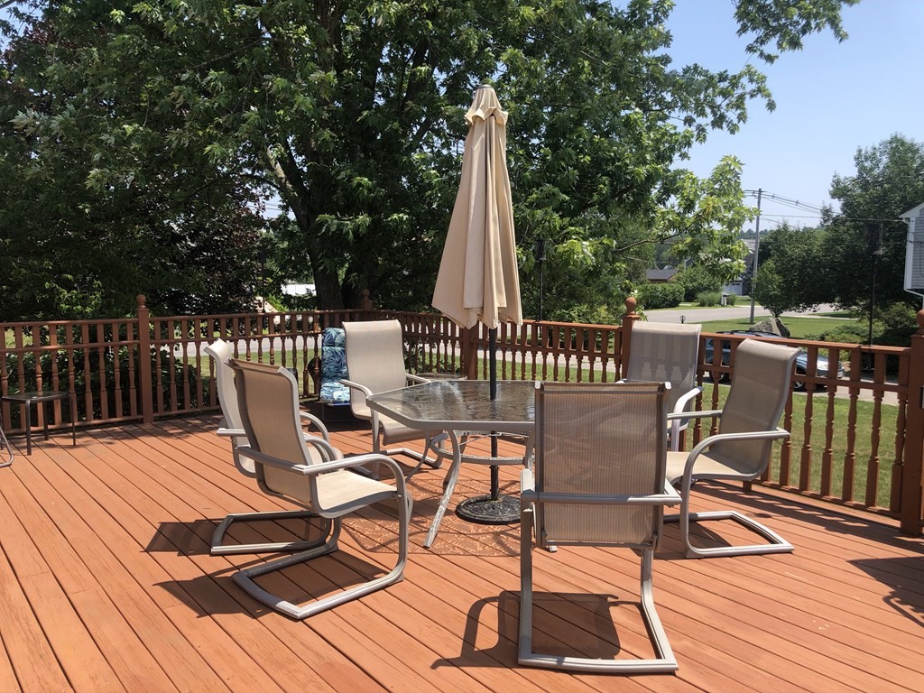 170 West River Road Uxbridge, MA 01569 - Photo 8 of 25 Gallery Image 8