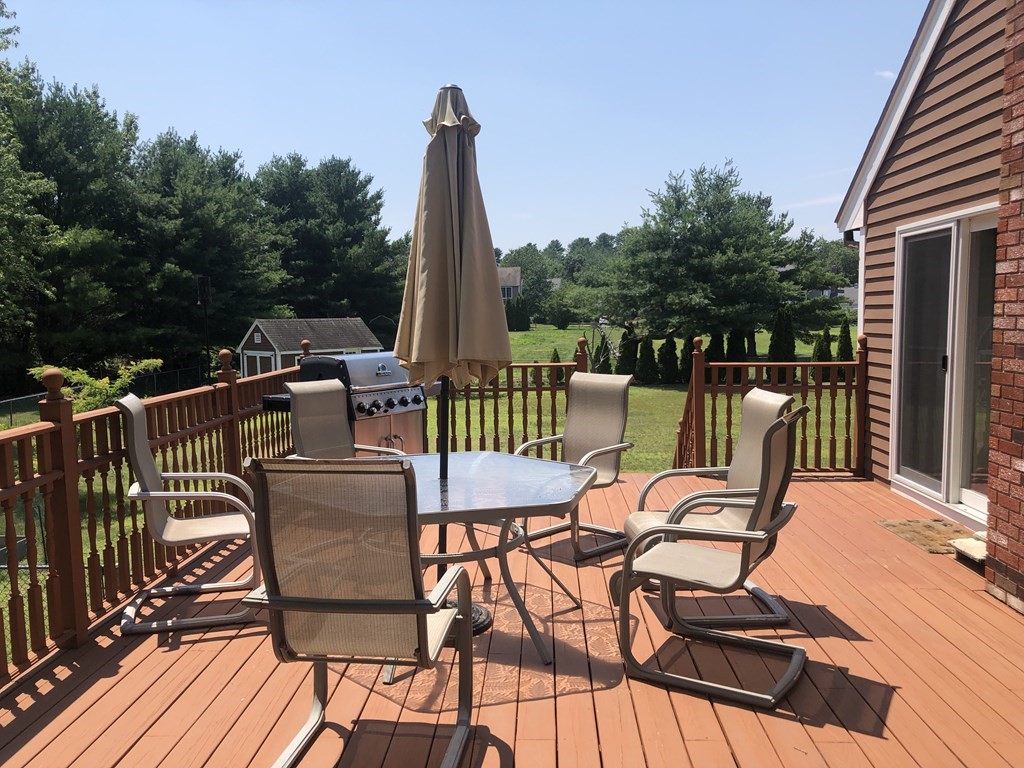 170 West River Road Uxbridge, MA 01569 - Photo 9 of 25 Gallery Image 9