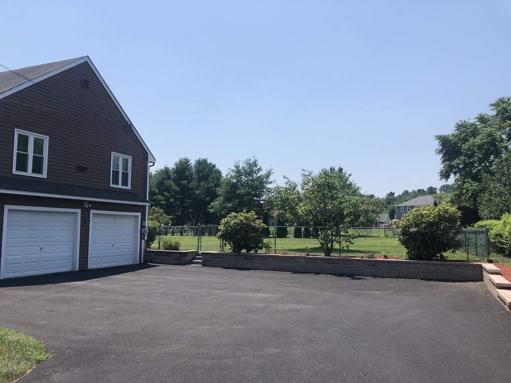 170 West River Road Uxbridge, MA 01569 - Photo 10 of 25 Gallery Image 10