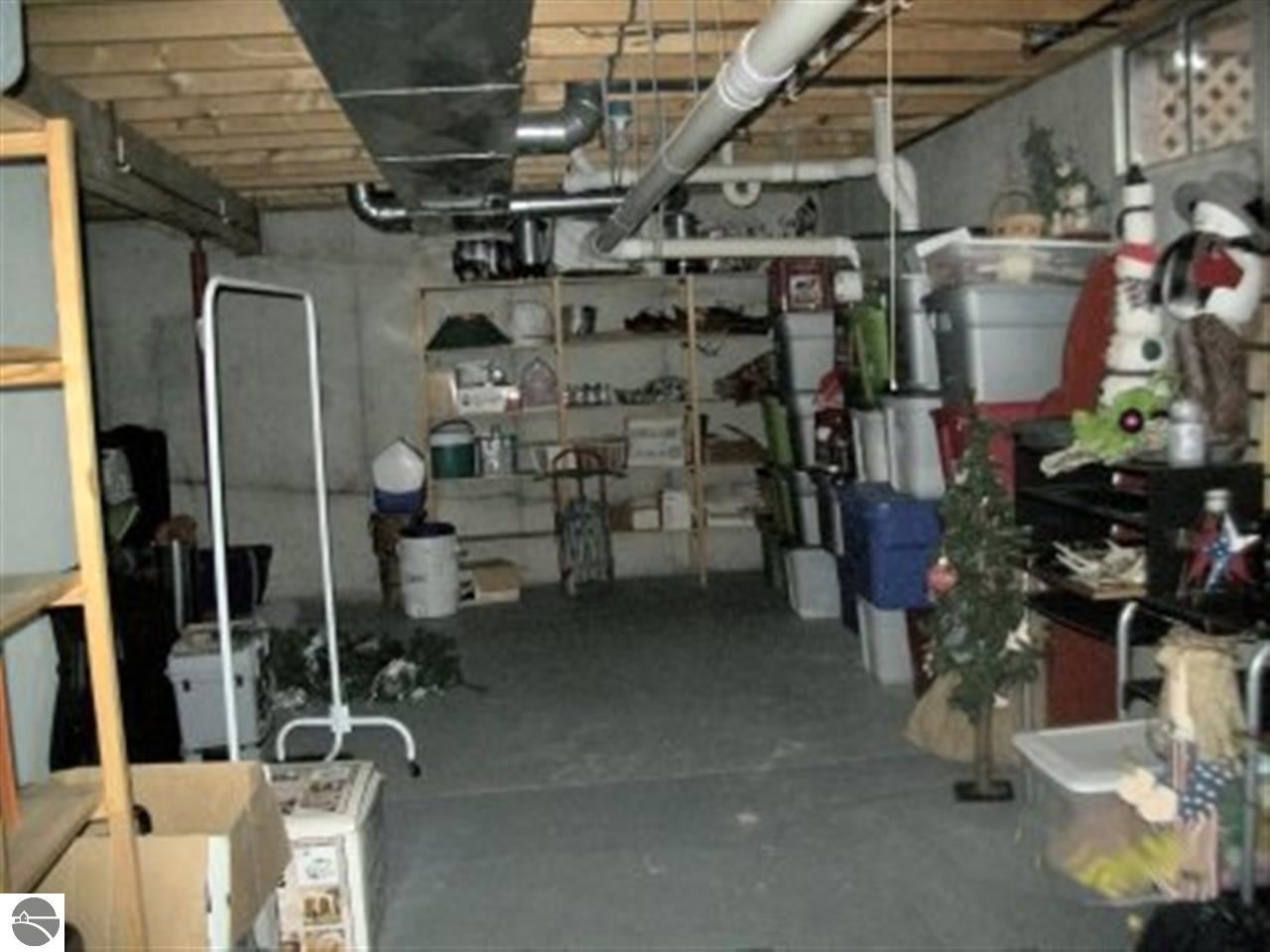 8286 West Monroe Road Elwell, MI 48832 - Photo 33 of 44 1777281-32.JPG