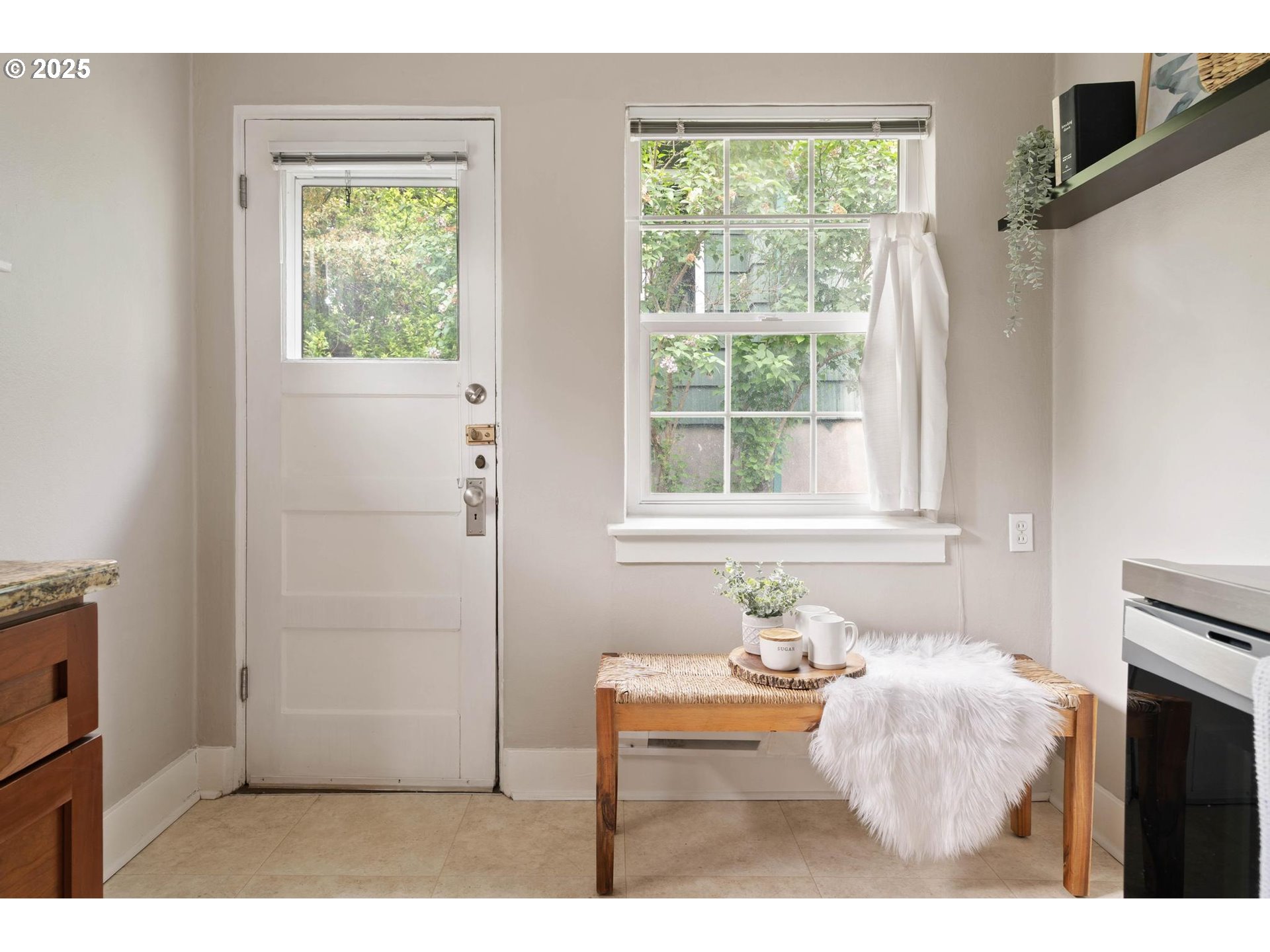 2643 Northwest Raleigh Street, Unit 30 Portland, OR 97210 - Photo 12 of 26 Gallery Image 12