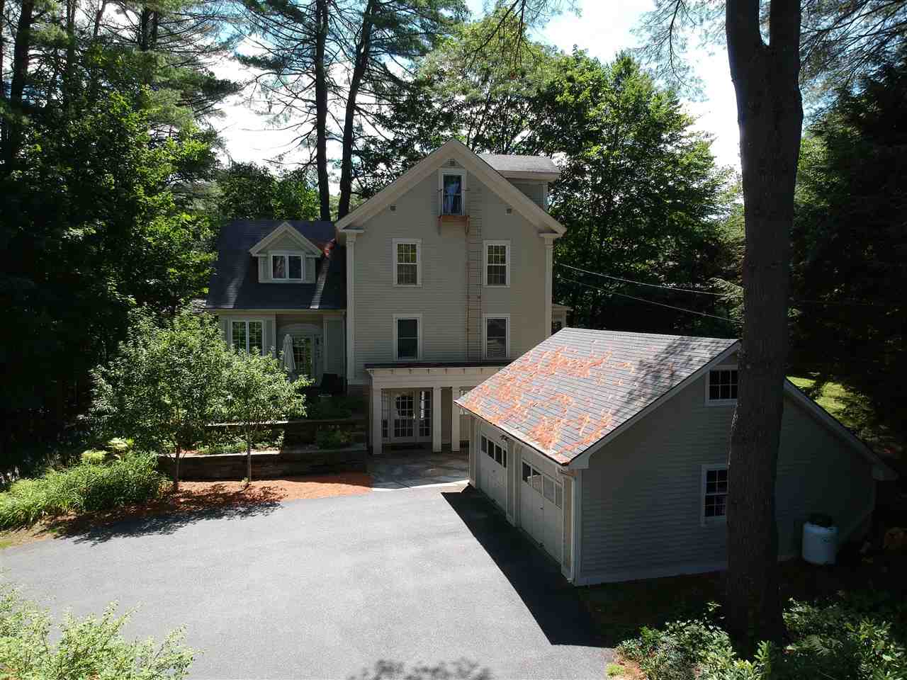 20 Valley Road Hanover, NH 03755 - Photo 2 of 11