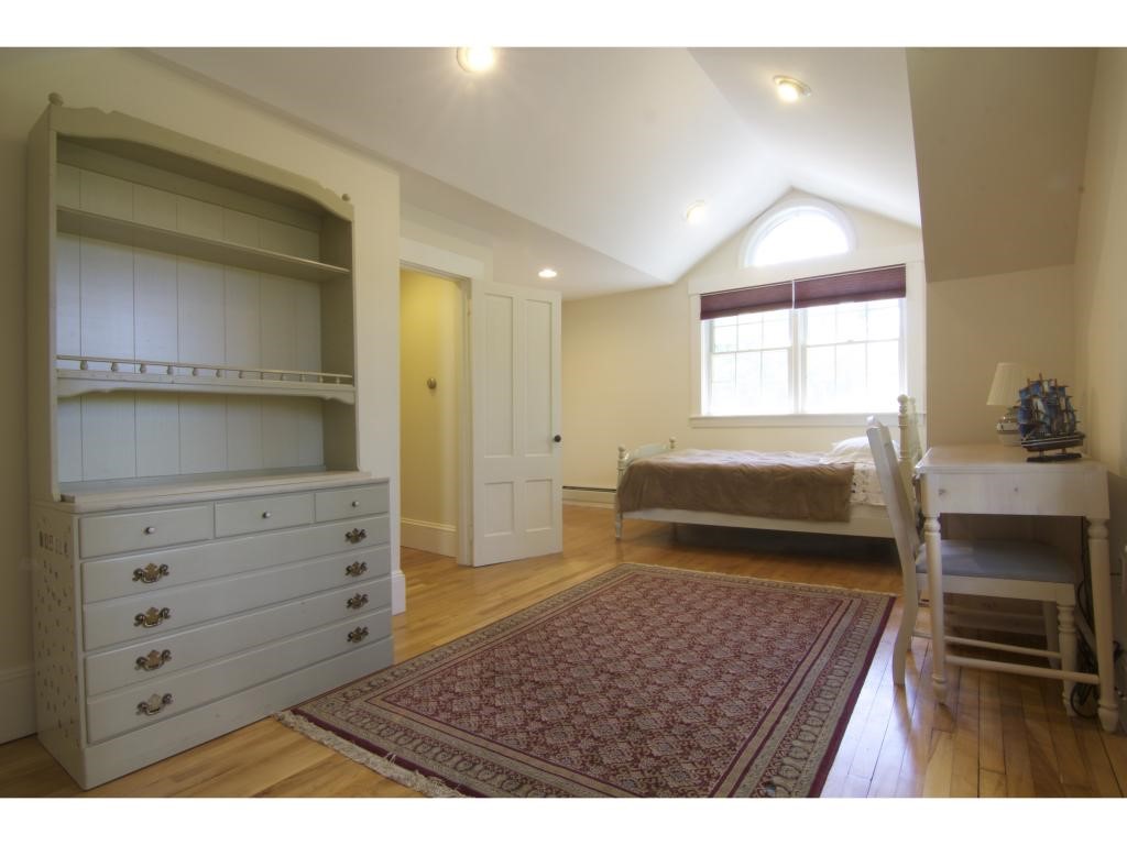 20 Valley Road Hanover, NH 03755 - Photo 8 of 11