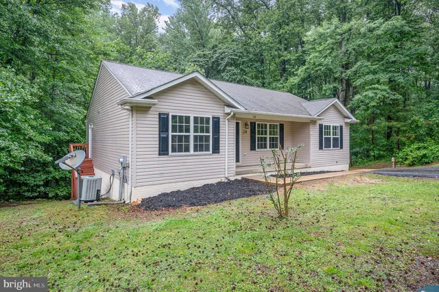 $299,900 | 114 Dragoon Drive, Montross, VA 22520